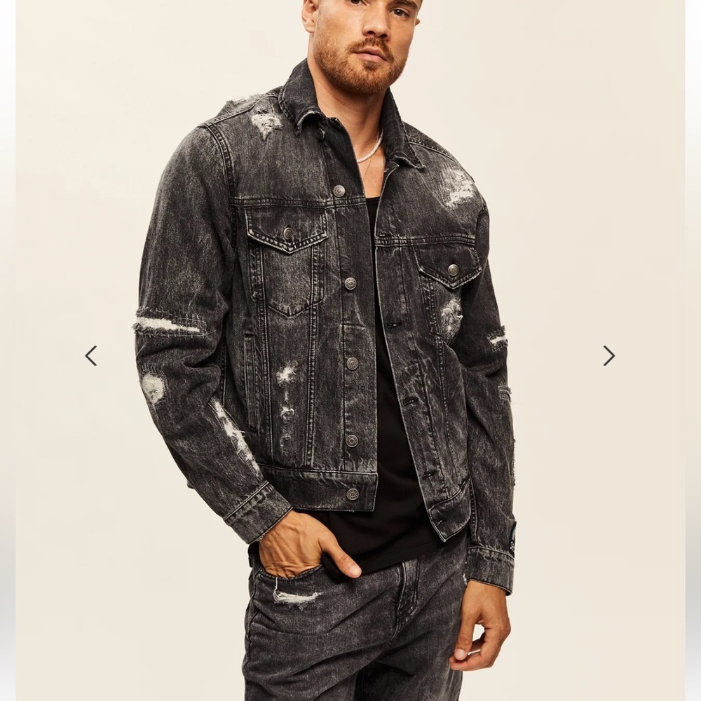 Ser.o.ya Ryan Distressed Denim Jacket Color Phoenix